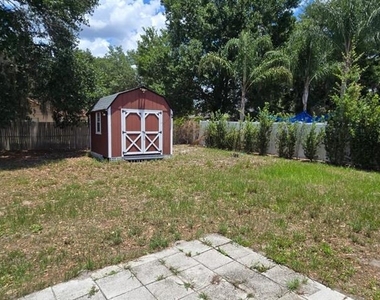 1340 Paradise Lane - Photo Thumbnail 13