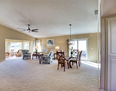 831 Harrington Lake Lane - Photo Thumbnail 3
