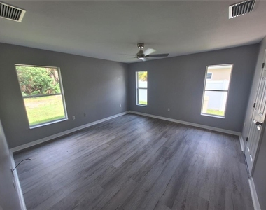 1220 Waycross Street - Photo Thumbnail 10