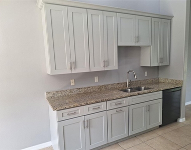 1220 Waycross Street - Photo Thumbnail 3