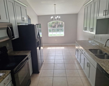 1220 Waycross Street - Photo Thumbnail 6