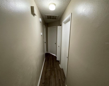 750 Zella Lane - Photo Thumbnail 8