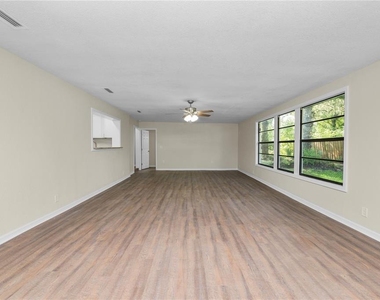 1112 N Pennsylvania Avenue - Photo Thumbnail 23