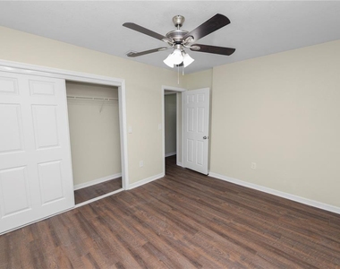 1112 N Pennsylvania Avenue - Photo Thumbnail 28