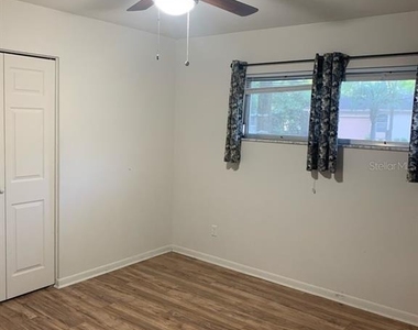 2221 Nw 54th Terrace - Photo Thumbnail 12