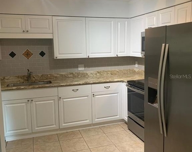 2221 Nw 54th Terrace - Photo Thumbnail 5