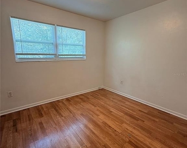 2614 Sw 31st Place - Photo Thumbnail 17