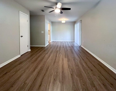7420 Sw 42nd Place - Photo Thumbnail 1