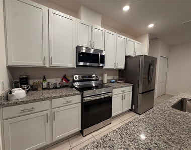 2136 Nw 248th Way - Photo Thumbnail 5