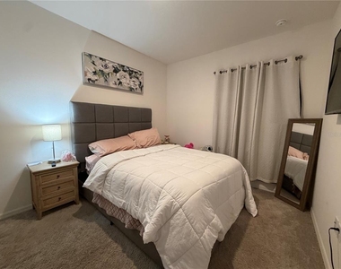 2136 Nw 248th Way - Photo Thumbnail 16