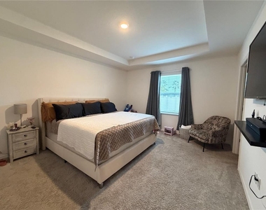 2136 Nw 248th Way - Photo Thumbnail 10