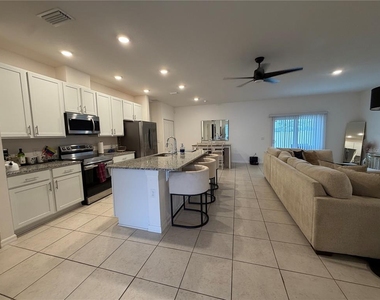 2136 Nw 248th Way - Photo Thumbnail 2