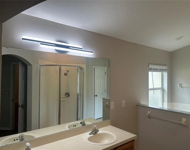 418 Ashley Place - Photo Thumbnail 21