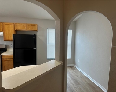 418 Ashley Place - Photo Thumbnail 14