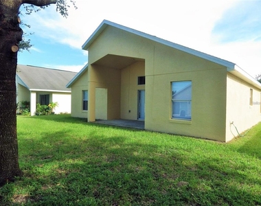 418 Ashley Place - Photo Thumbnail 29