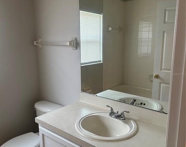 418 Ashley Place - Photo Thumbnail 28