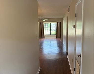110 N Tremain St - Photo Thumbnail 6