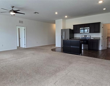 15660 Merlin Avenue - Photo Thumbnail 13