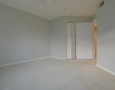7270 Westpointe Boulevard - Photo Thumbnail 32