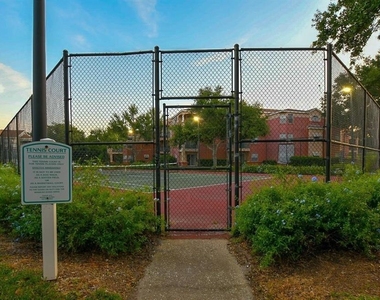 7270 Westpointe Boulevard - Photo Thumbnail 12
