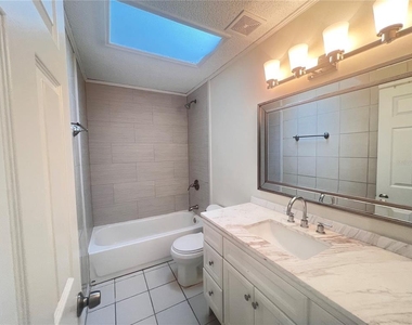 73 Providence Lane - Photo Thumbnail 8