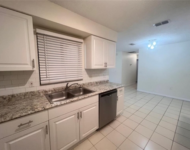 73 Providence Lane - Photo Thumbnail 5