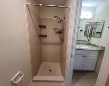 73 Providence Lane - Photo Thumbnail 17