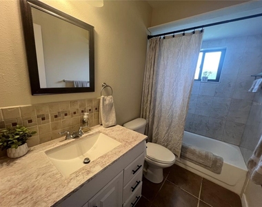 451 Rio De Janeiro Avenue - Photo Thumbnail 24