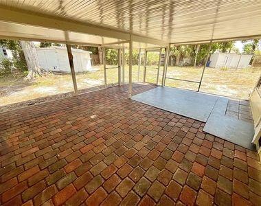 712 67th Avenue W - Photo Thumbnail 17