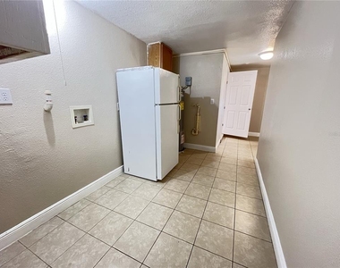 712 67th Avenue W - Photo Thumbnail 8