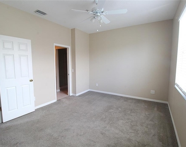 4011 Burlwood Road - Photo Thumbnail 6