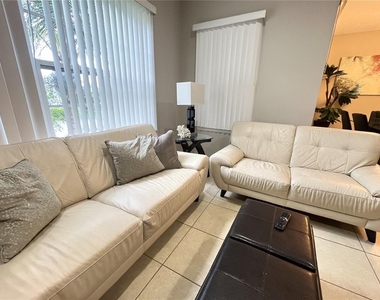 137 Navigation Circle - Photo Thumbnail 4