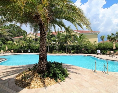 137 Navigation Circle - Photo Thumbnail 23