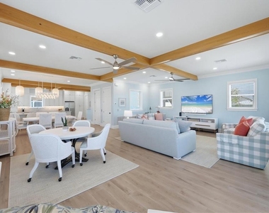 113 Aqua Lane - Photo Thumbnail 22