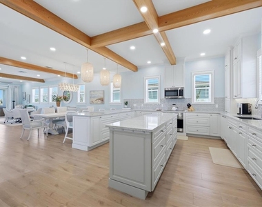 113 Aqua Lane - Photo Thumbnail 16