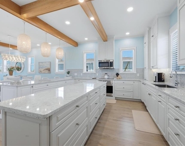 113 Aqua Lane - Photo Thumbnail 17