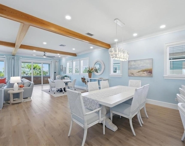 113 Aqua Lane - Photo Thumbnail 12