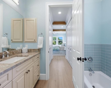 115 Aqua Lane - Photo Thumbnail 40