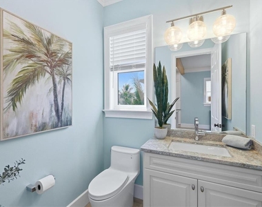 115 Aqua Lane - Photo Thumbnail 26