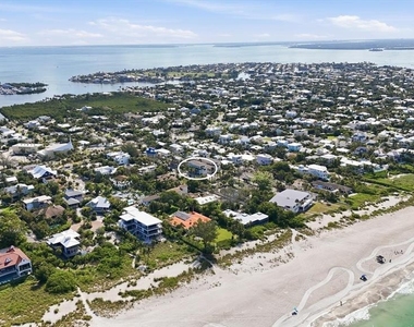 115 Aqua Lane - Photo Thumbnail 4
