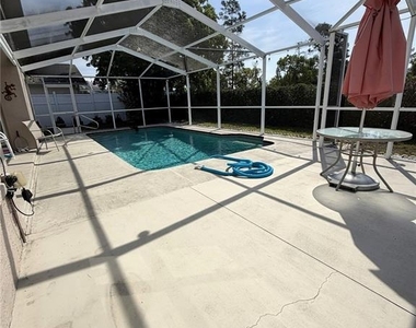 10542 Magrath Lane - Photo Thumbnail 16