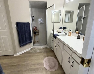 10542 Magrath Lane - Photo Thumbnail 7