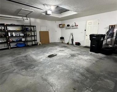 10542 Magrath Lane - Photo Thumbnail 23