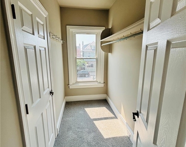 718 Linden Street - Photo Thumbnail 12