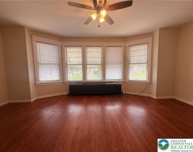 628 Hanover Avenue - Photo Thumbnail 15