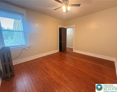 628 Hanover Avenue - Photo Thumbnail 12