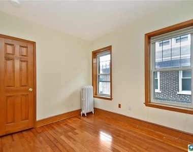 1140 N New Street - Photo Thumbnail 10
