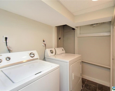 1140 N New Street - Photo Thumbnail 15