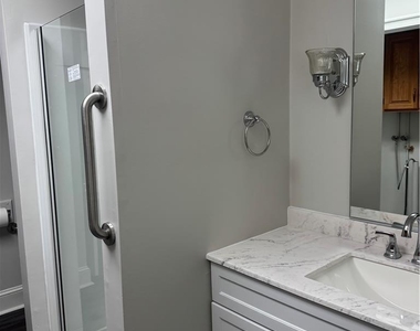 748 High Street - Photo Thumbnail 9