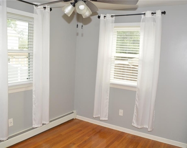 3017 Jefferson Street - Photo Thumbnail 6